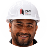 PCS - Youssef portant un casque de securité